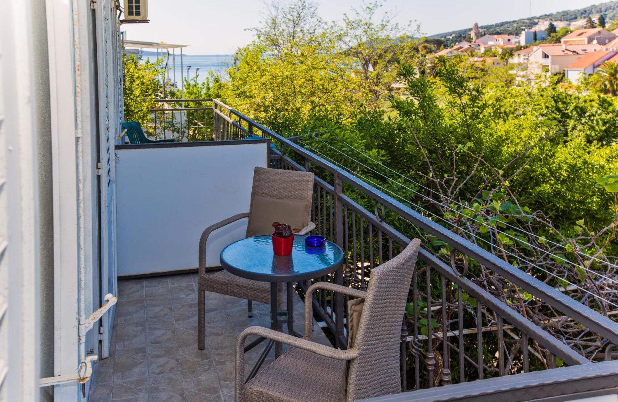 Rooms Barbaric Đảo Hvar Ngoại thất bức ảnh