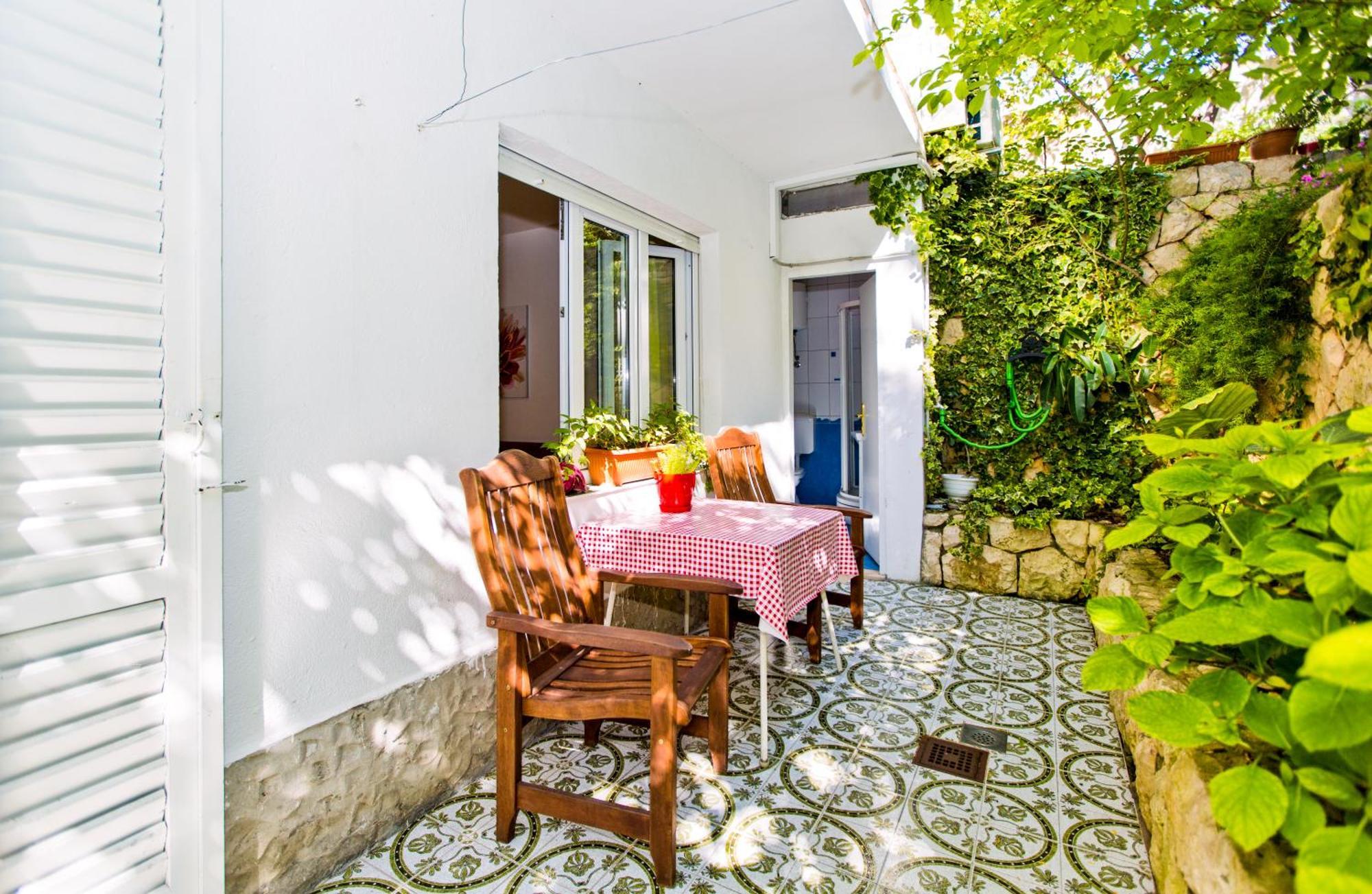 Rooms Barbaric Đảo Hvar Ngoại thất bức ảnh