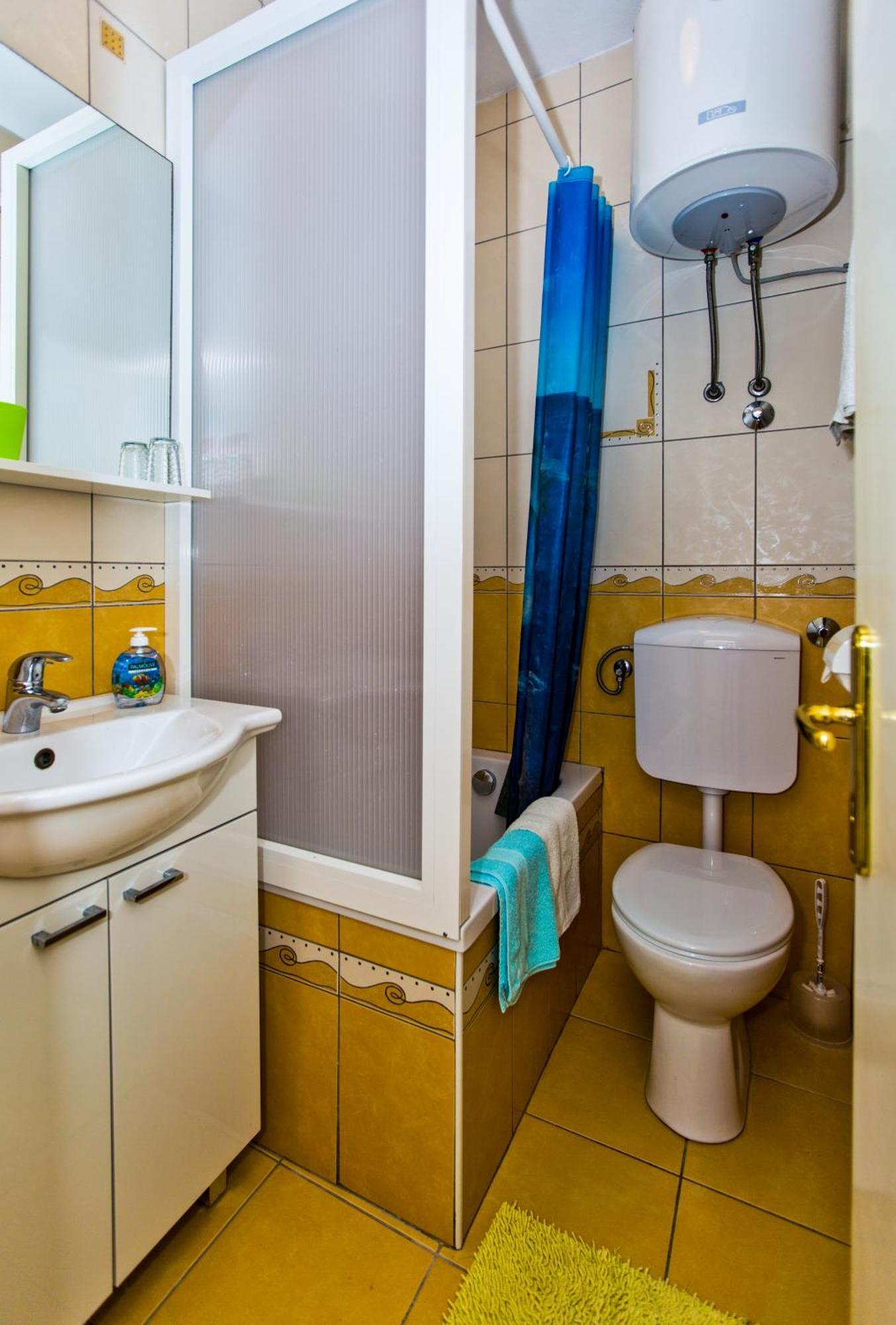 Rooms Barbaric Đảo Hvar Ngoại thất bức ảnh