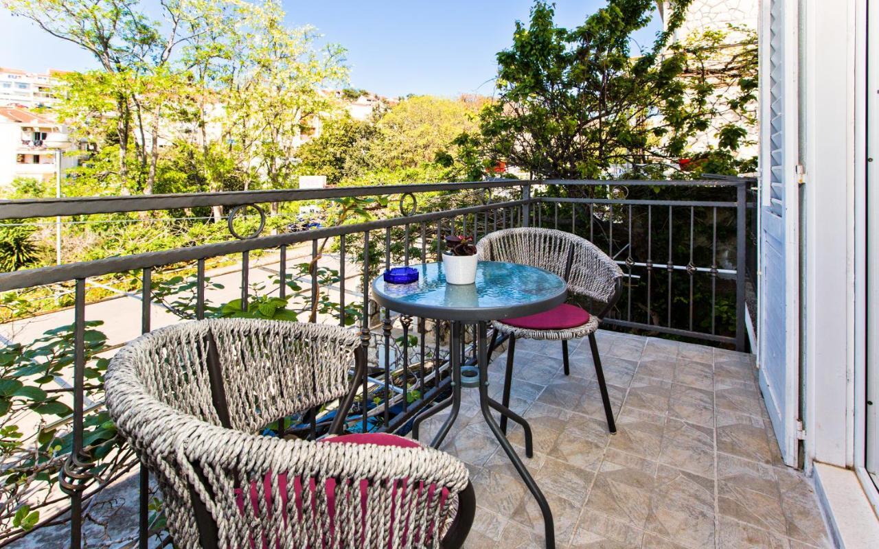 Rooms Barbaric Đảo Hvar Ngoại thất bức ảnh